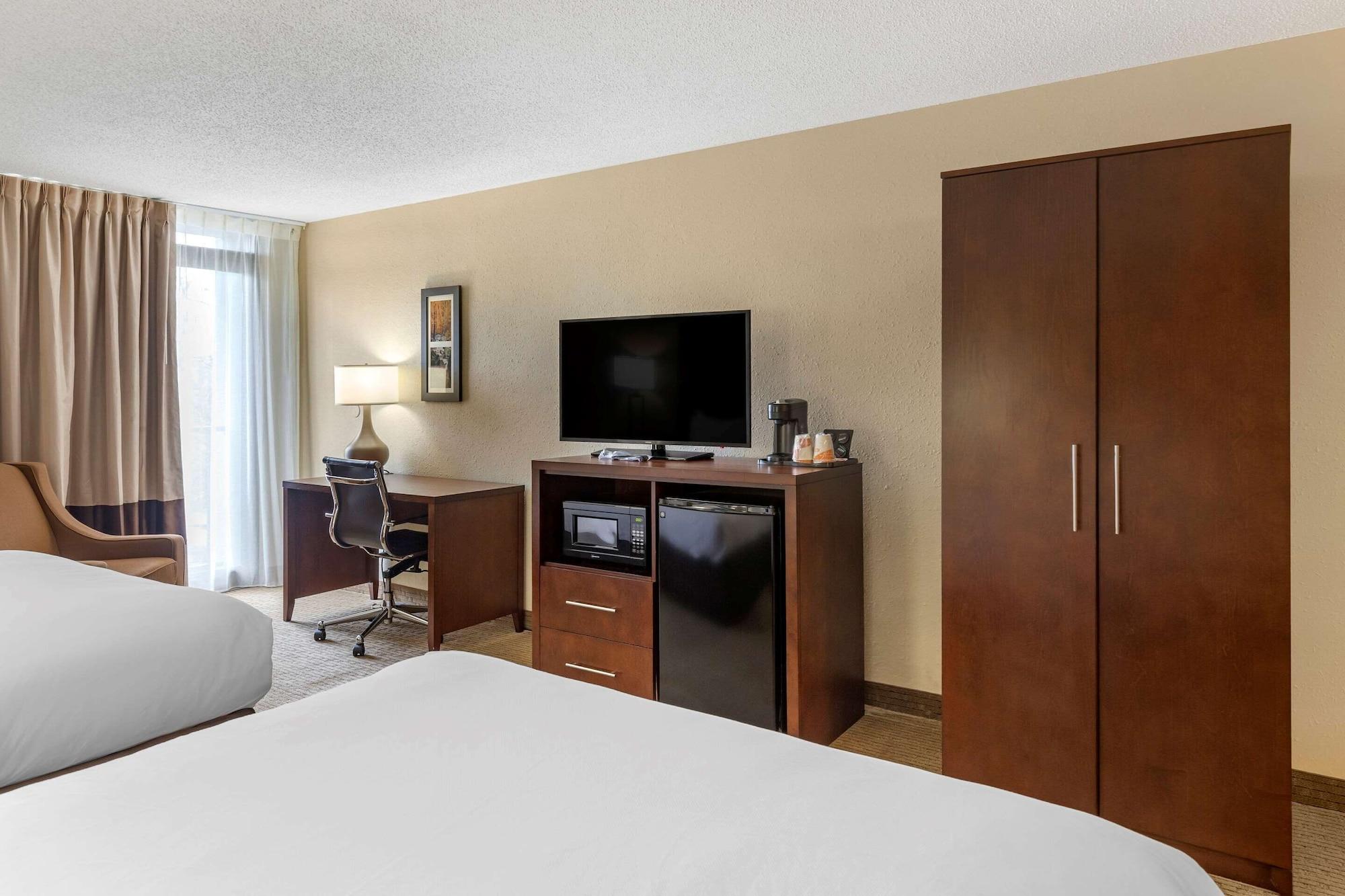 Comfort Inn&suites Near Mall 3* Danville