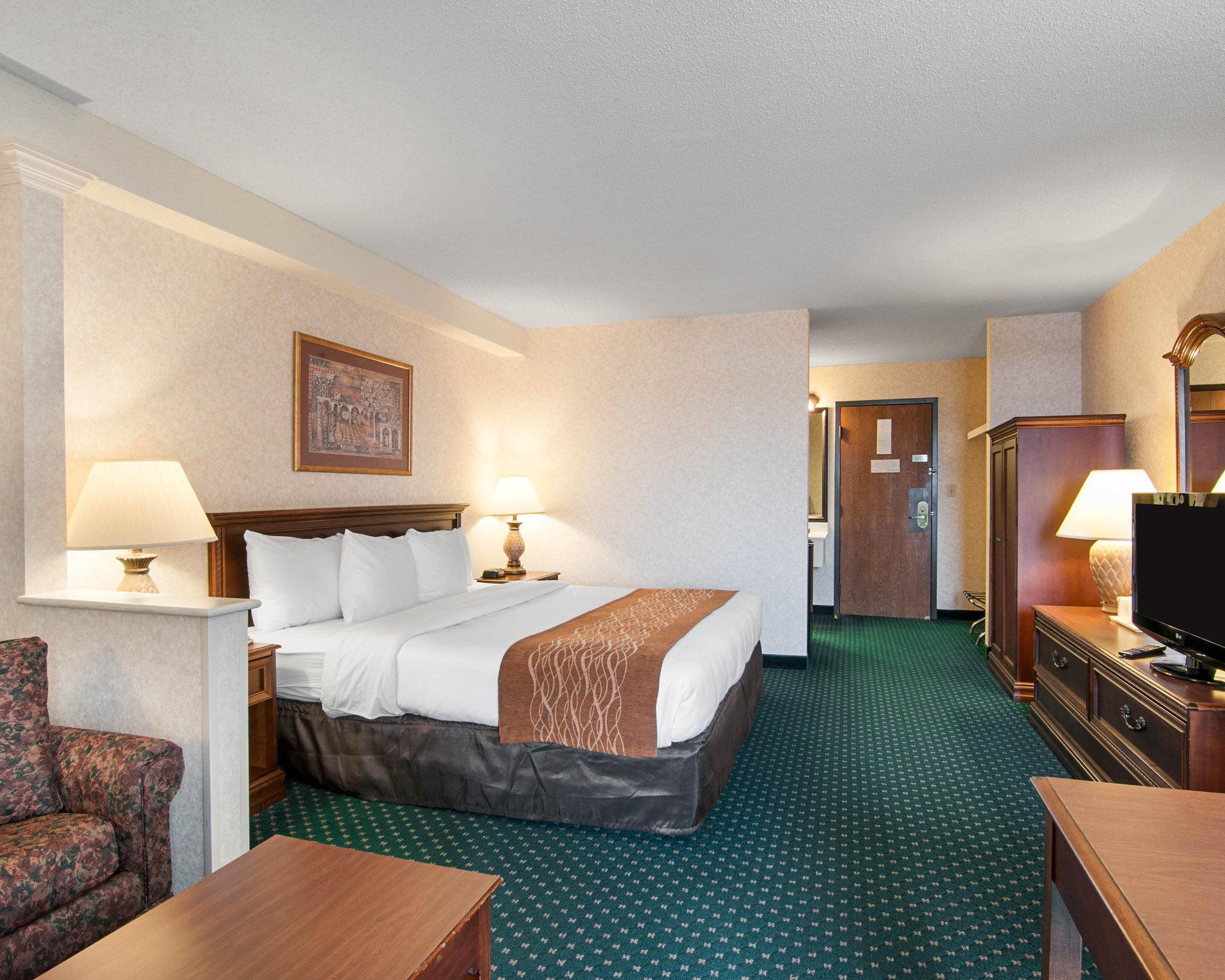 Comfort Inn&suites Near Mall 3*