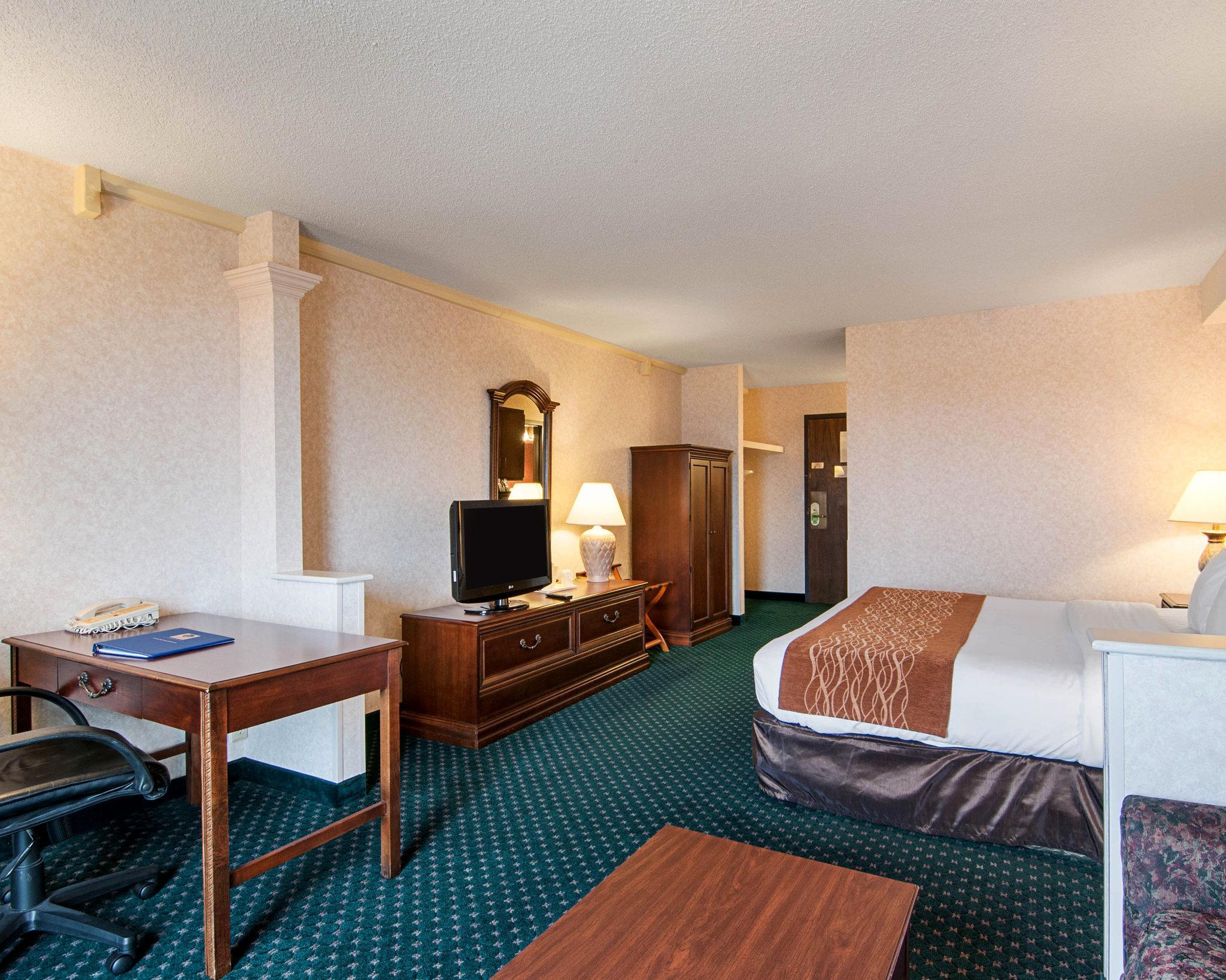 Hotel Comfort Inn&suites Near Mall 3*