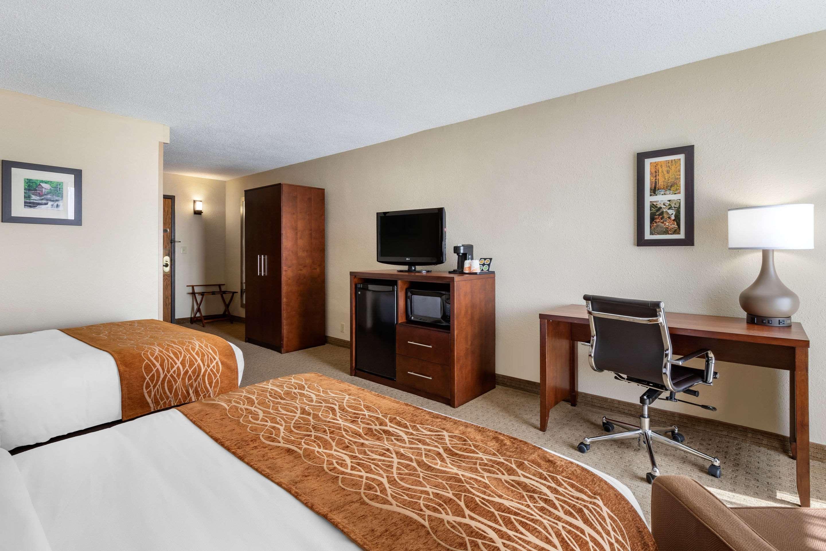 Comfort Inn&suites Near Mall Danville
