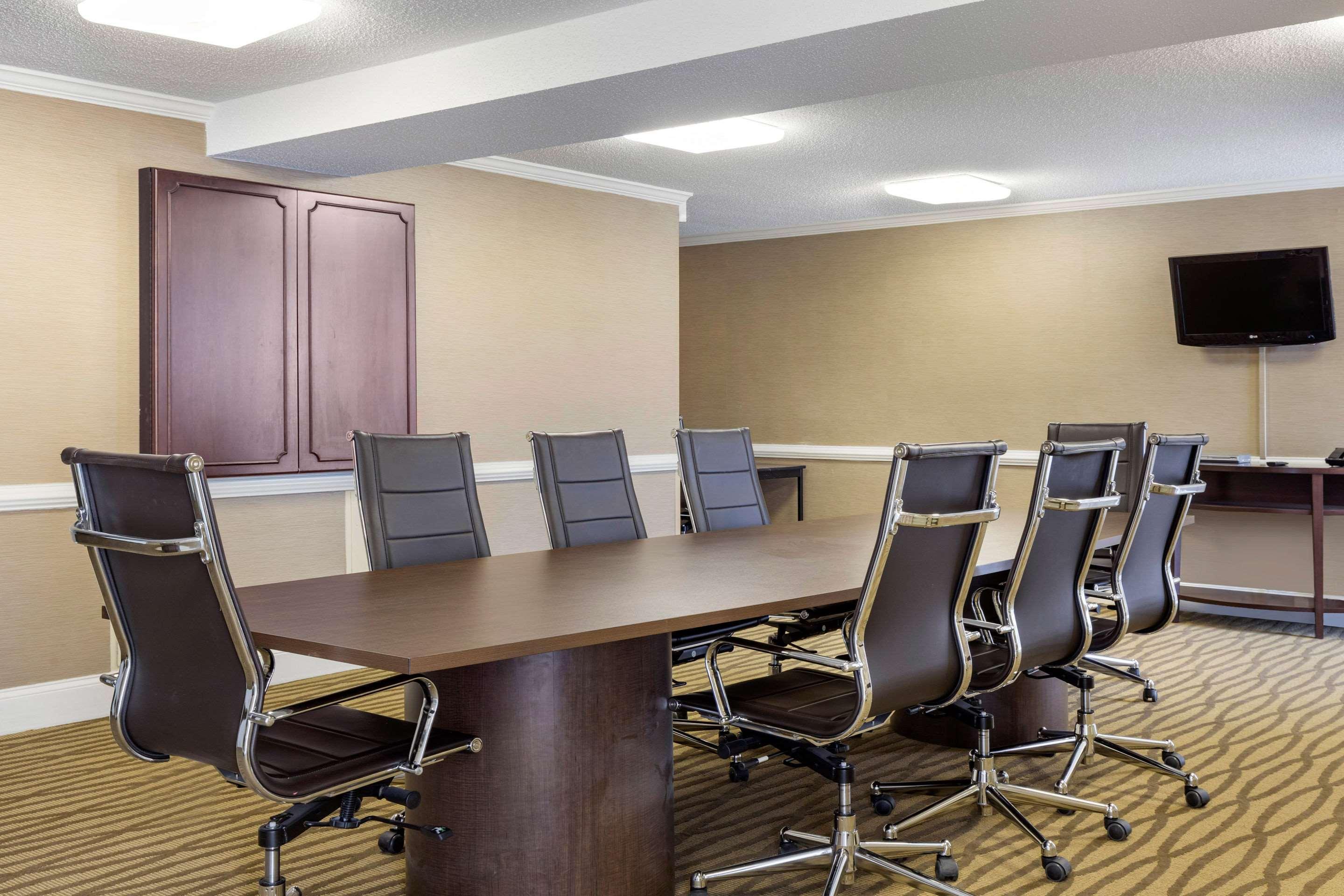 Comfort Inn&suites Near Mall Hotel Danville